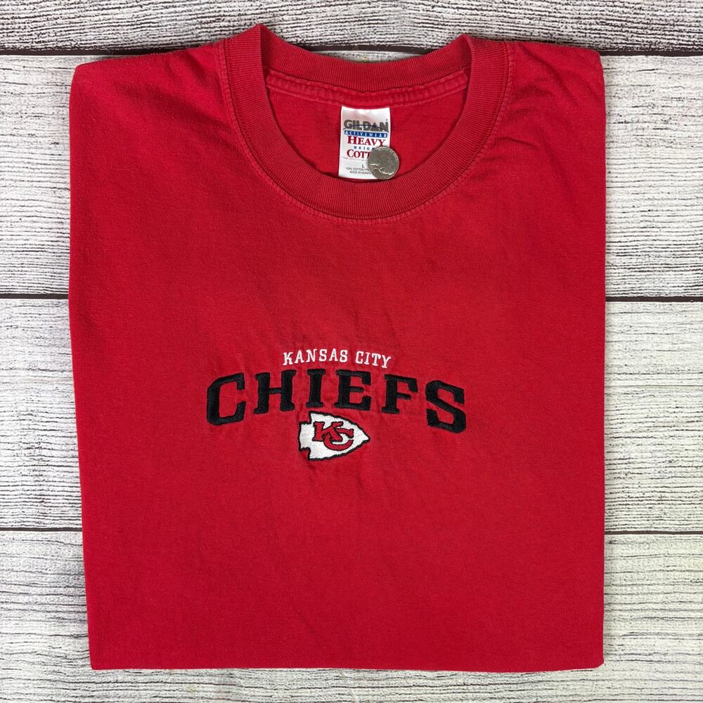 Vintage Kansas City Chiefs NFL Football Embroidered T-shirt